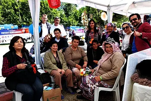 ATA KÖŞKÜ MERKEZİNDEKİ DOSTLARI ZİYARETE GİDİYORUZ