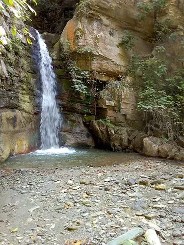 Erzin Harlik selalesi ve doga yuruyusu