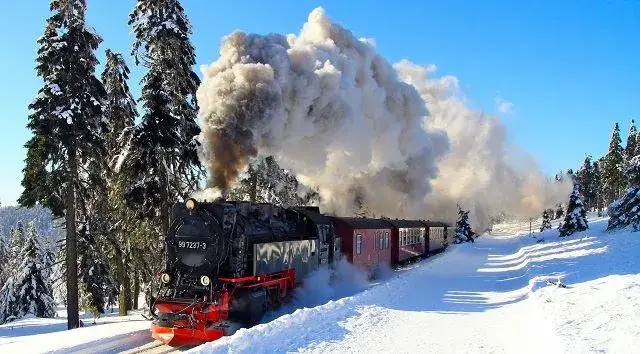 Tren İle Kars ( Çildir Golu & Ani Harebeleri & Sarikamis ) Ruyasi